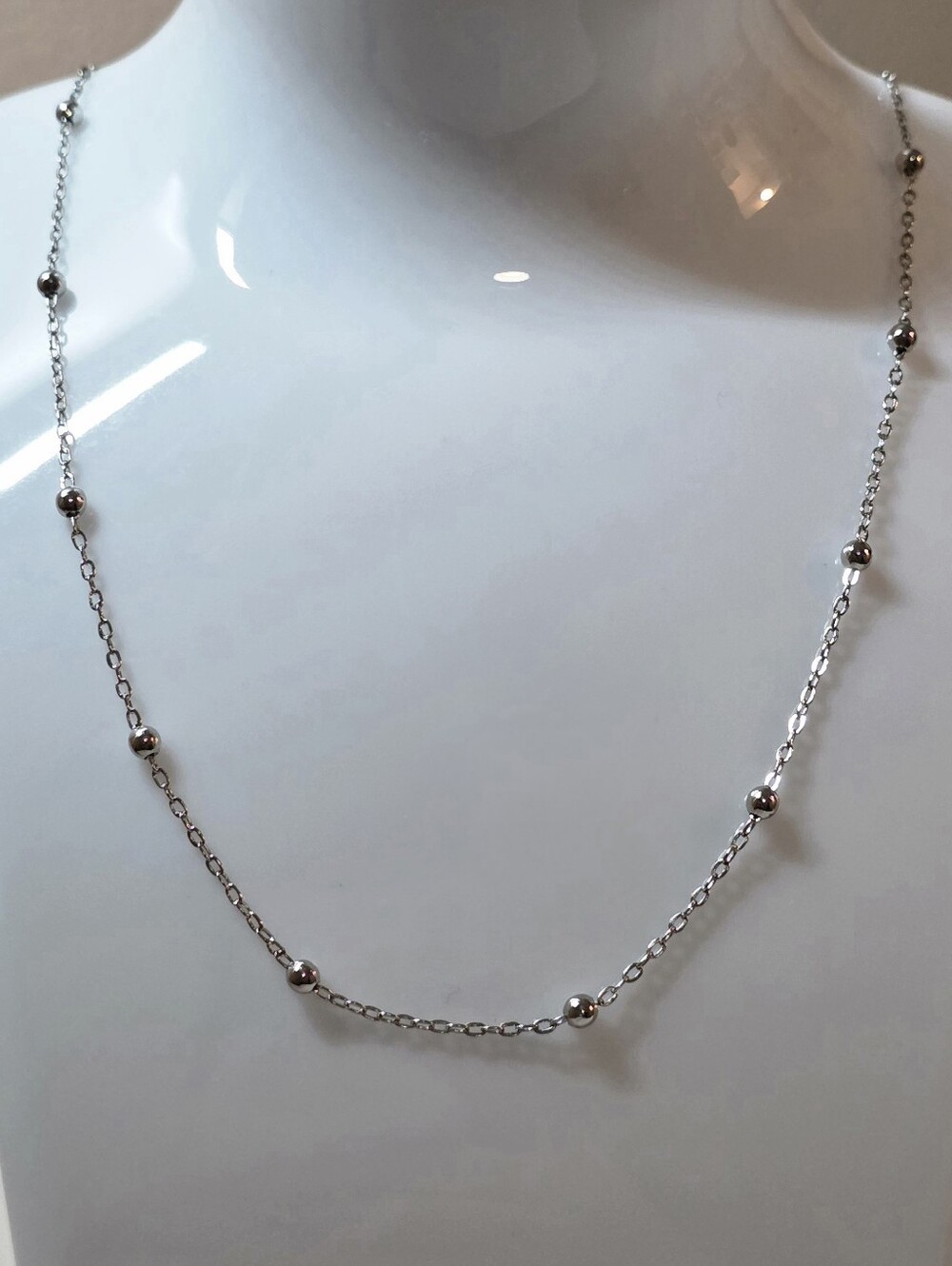 Beaded Station SBall 18" Curb Link Chain